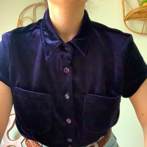 🌼2 FOR $20 Vintage Velvet Button Down Shirt
